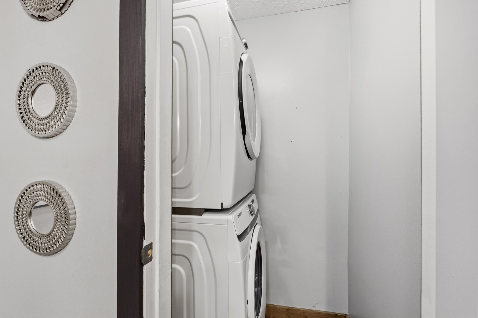 Hideaway Hollow laundry